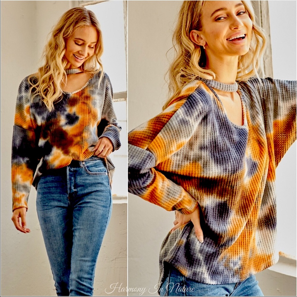 B16🔥Stunning🔥Gold & gray tie-dye top w/cut out detail